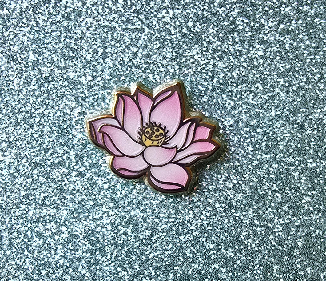 Single Lotus filler