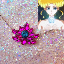 Load image into Gallery viewer, Lotus Necklace
